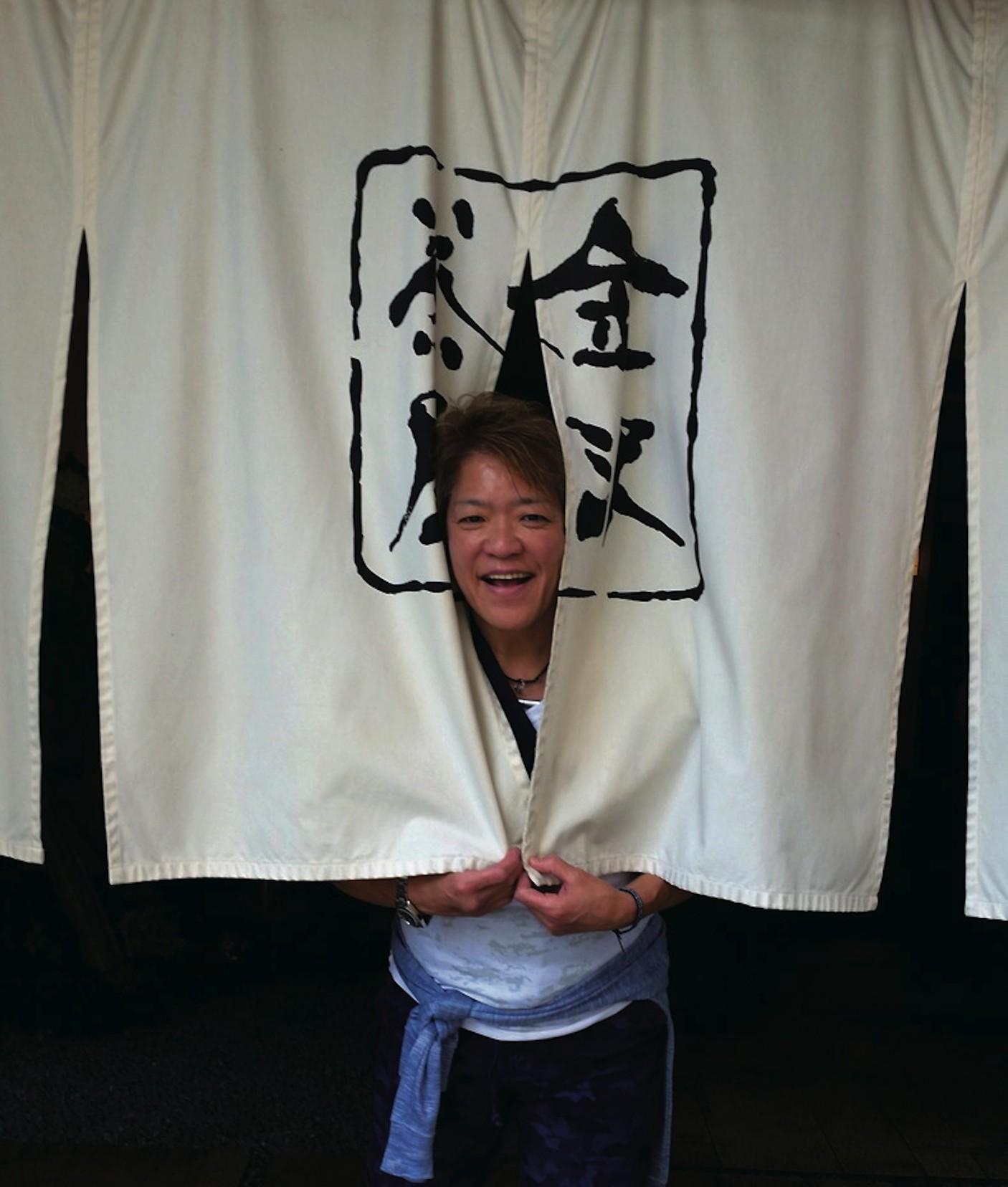 【スター日記】ライオネス飛鳥:元女子プロレスラー、アクロバティックに楽しむ初夏