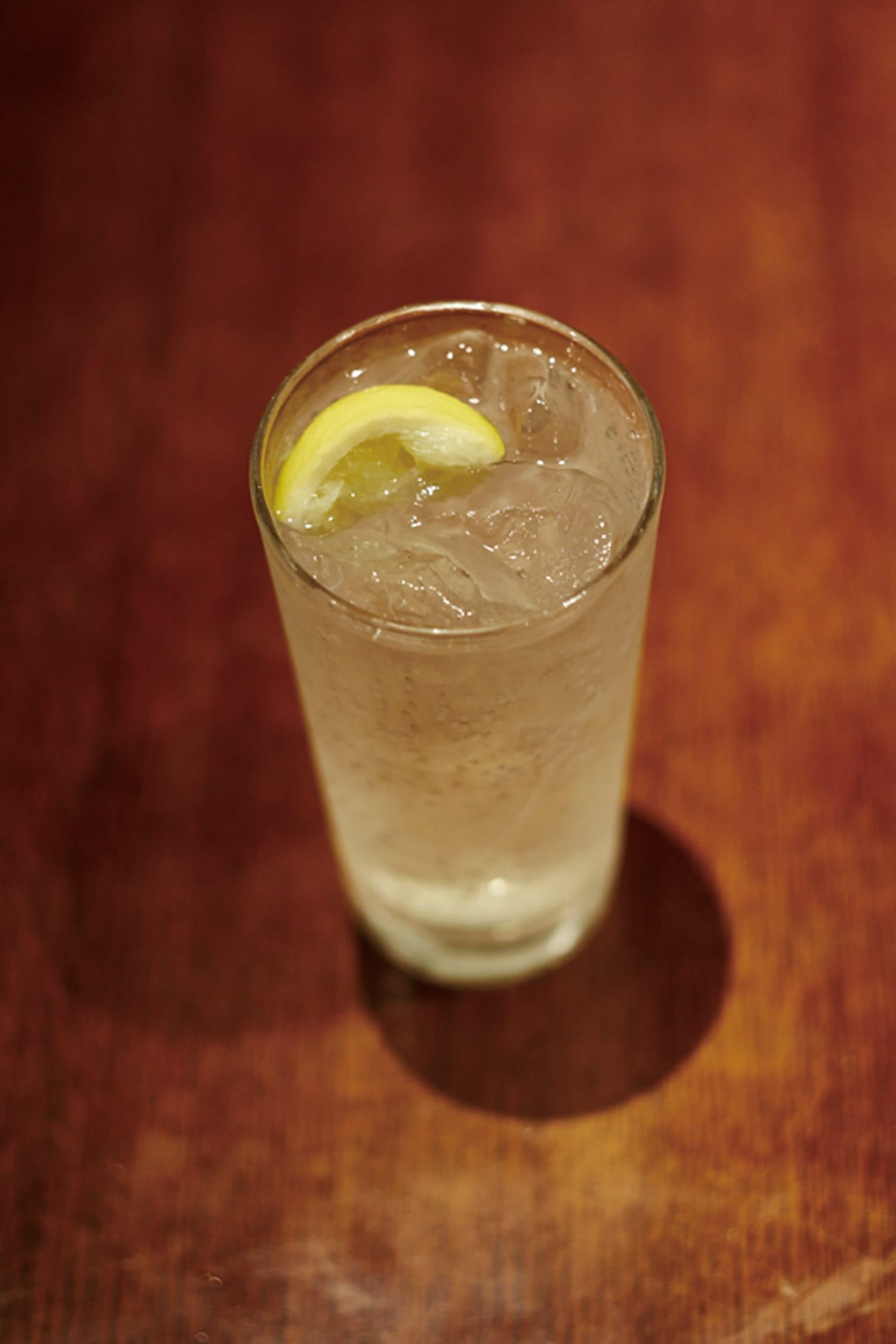 月600杯売れるレモンサワーの秘密とは!「蓮香」のオーナーシェフに直撃取材。あなたの食「おこだわり」教えてください。レモンサワー編