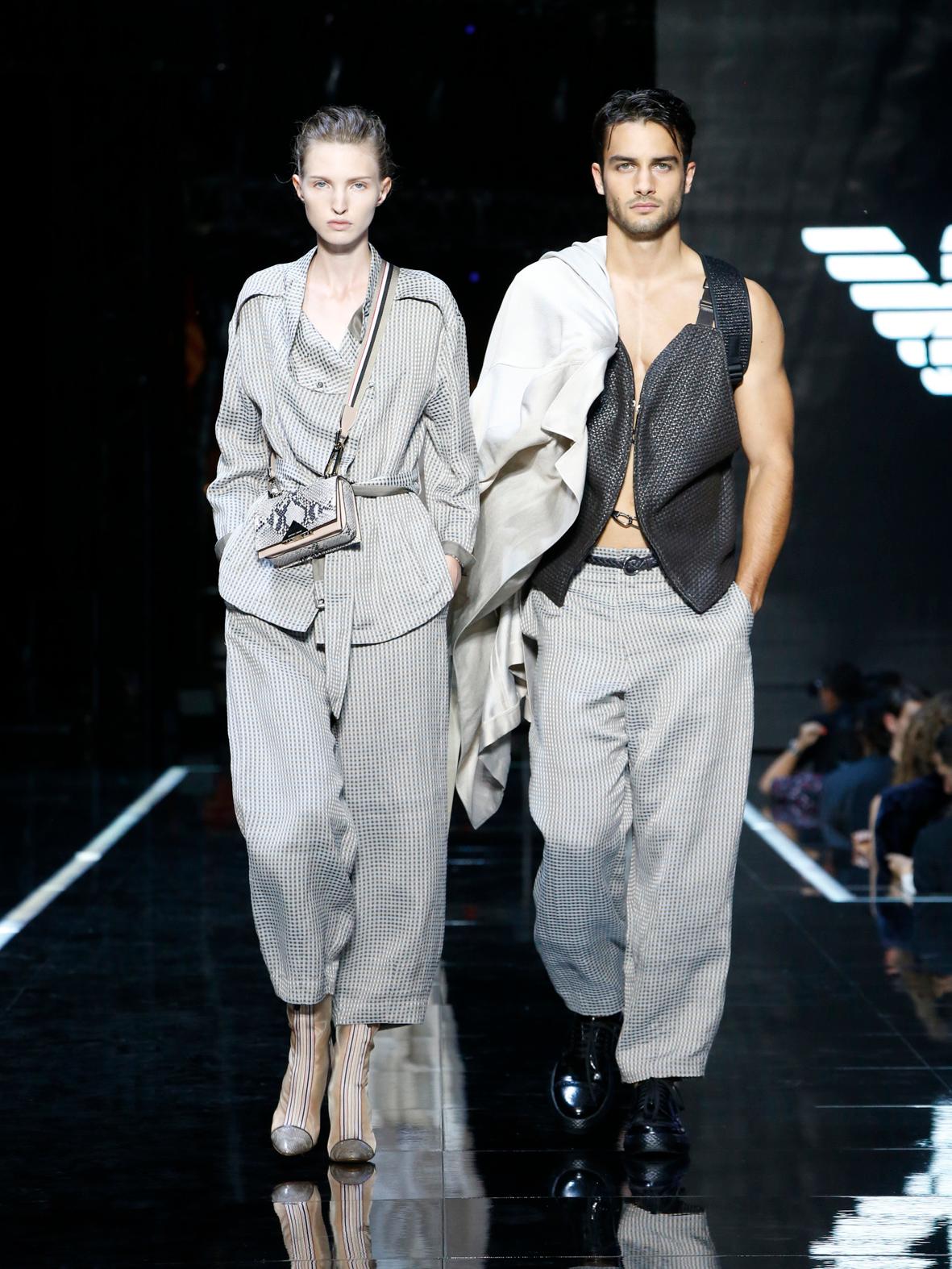 スペシャル】アルマーニ ARMANI 目新し ラムレザー ヴィンテージ 