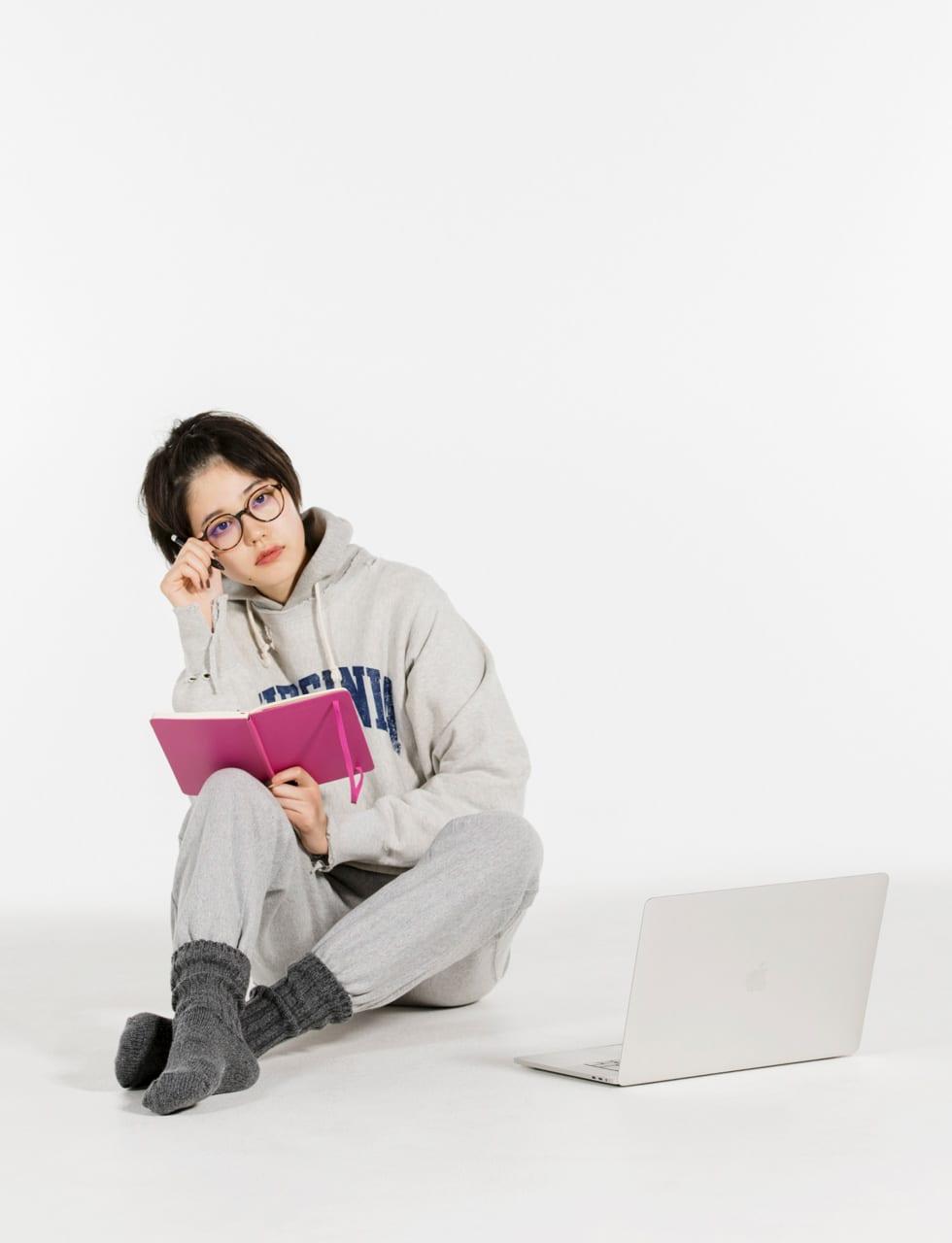 GINZA女子の1ヶ月着まわし：12/1「つれない彼に疑心暗鬼。気になる女性をリサーチします」