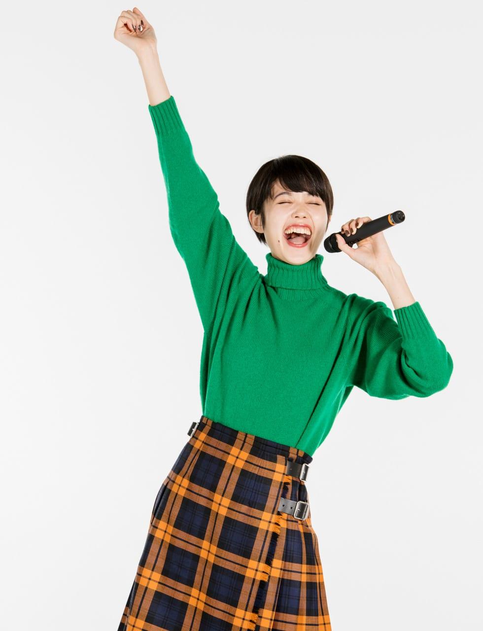 GINZA女子の1ヶ月着まわし：11/25「なりきりアイドル。モヤモヤはカラオケで吹き飛ばすのです」