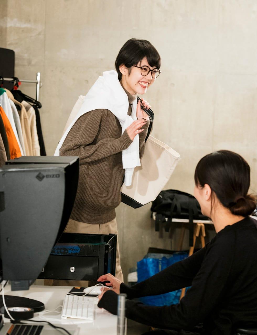 GINZA女子の1ヶ月着まわし：12/5「仕事は順調。でも自分の将来がふと不安になるんです」