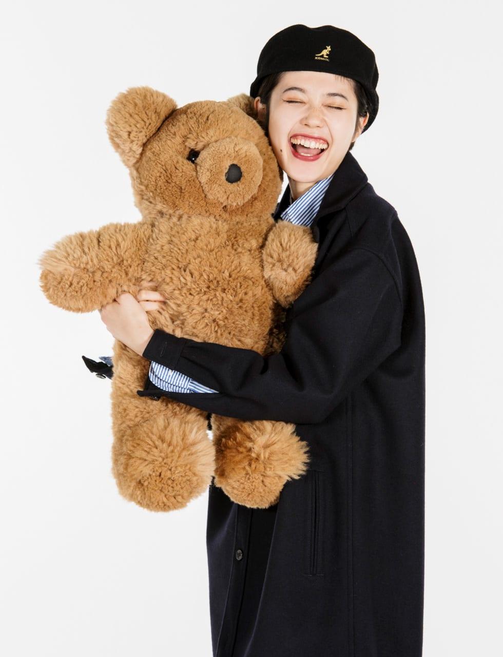 GINZA女子の1ヶ月着まわし：12/8「クリスマスの準備、はかどっていますか？」