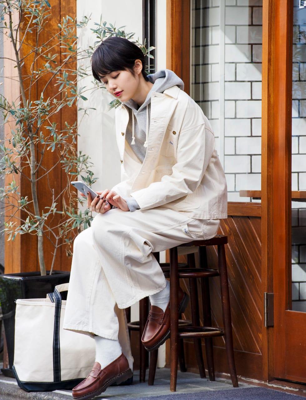 GINZA女子の1ヶ月着まわし：11/27「友達に自分の裏垢を紹介される。嬉し恥ずかし火曜日です」