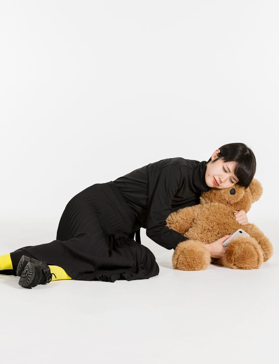 GINZA女子の1ヶ月着まわし：12/16「メールでフラれました」