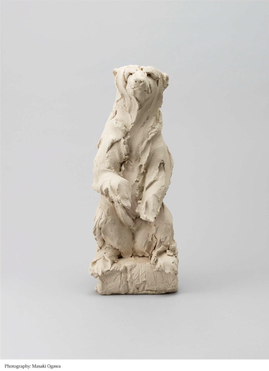 等身大のクマに導かれ、野生について考える。ステファニー・クエール“Bear Nature”