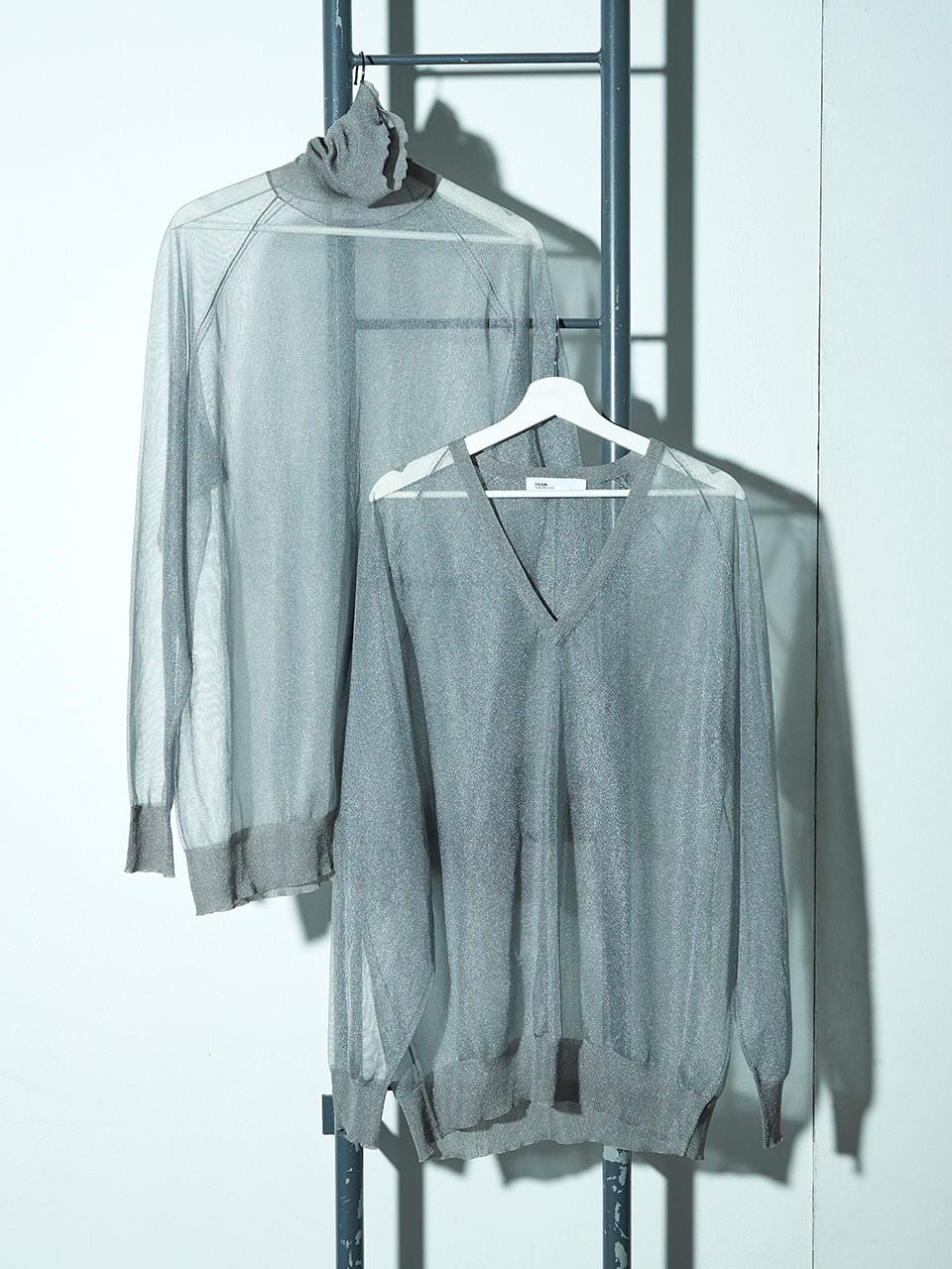 両方欲しいけど選ぶなら…どっち?TOGAのシースルートップス