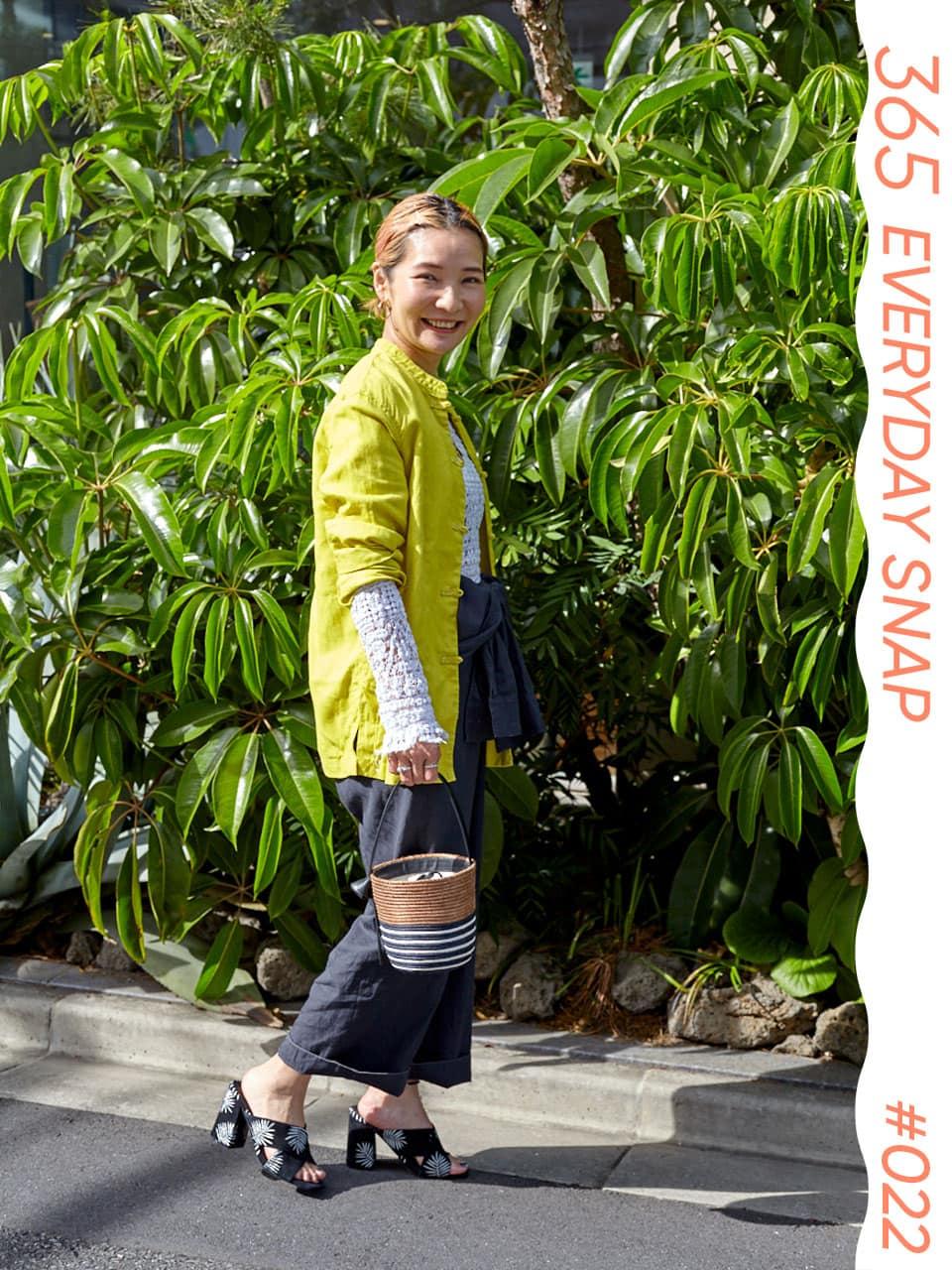 細部に美学が。チャイナジャケットを重ね着でブラッシュアップ｜365日おしゃれスナップ