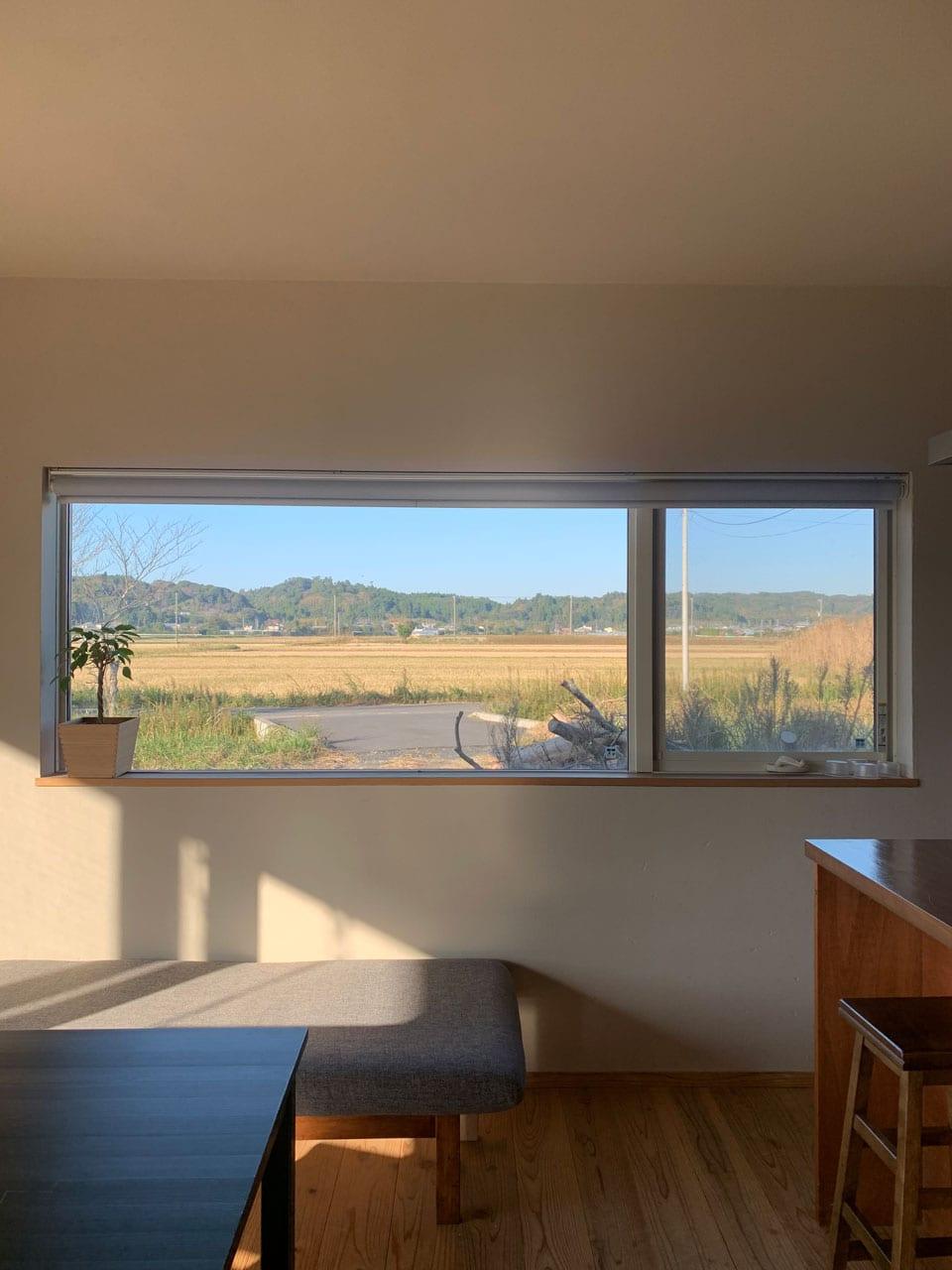 私と部屋 vol.30 自然素材にこだわった海辺のオーダーメイドハウスで、心も体も幸福に。 ー太刀掛 美紗さん