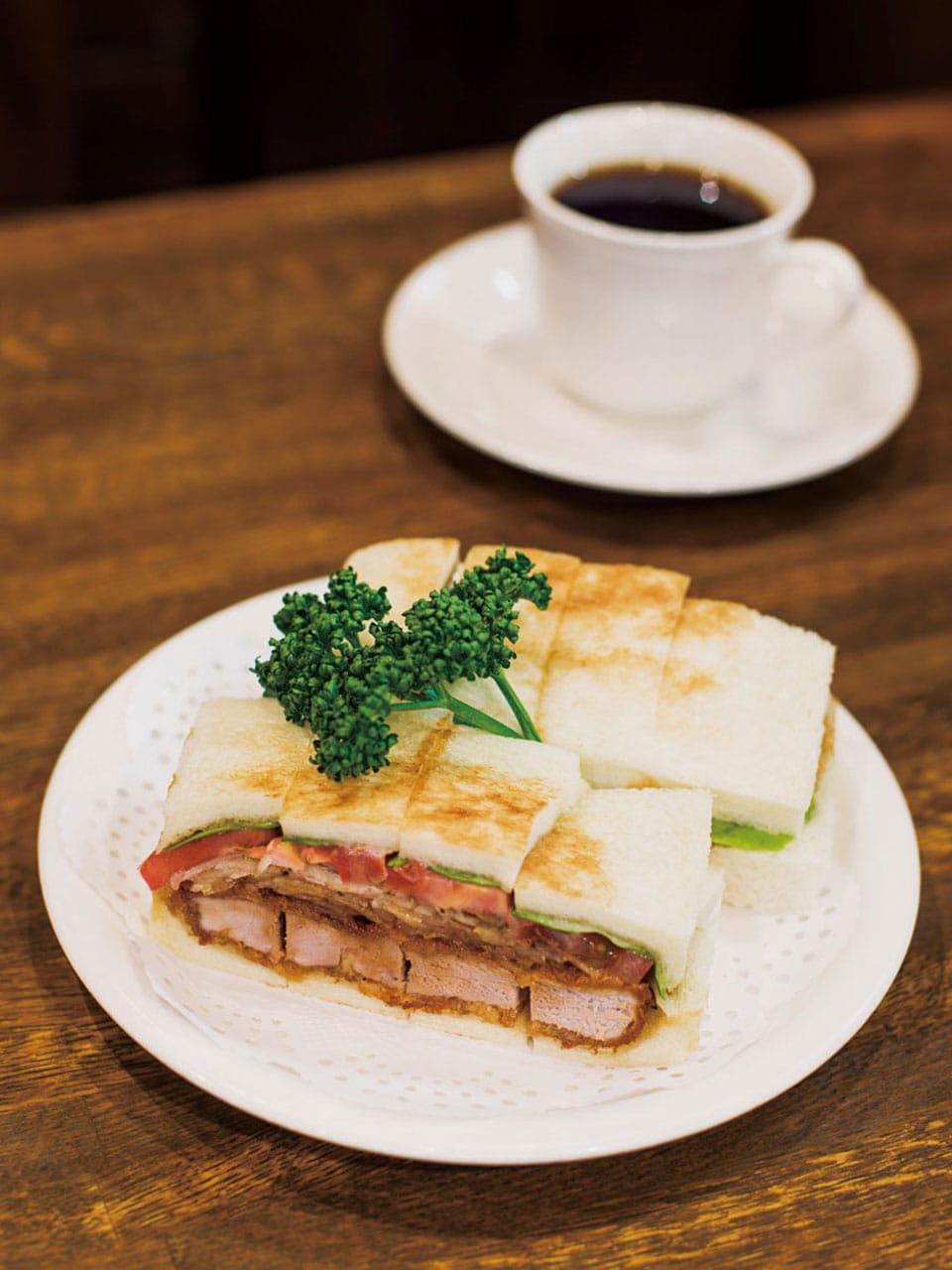 ニューアストリア