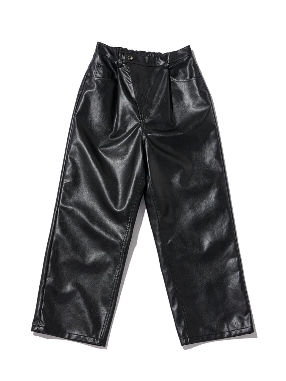 アリーバイダブルクローゼットのパンツ