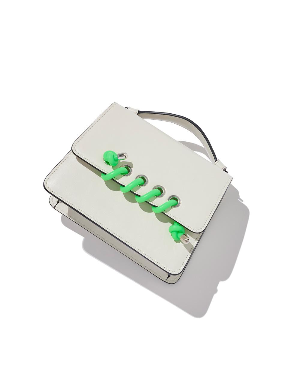 スコトリアのバッグ