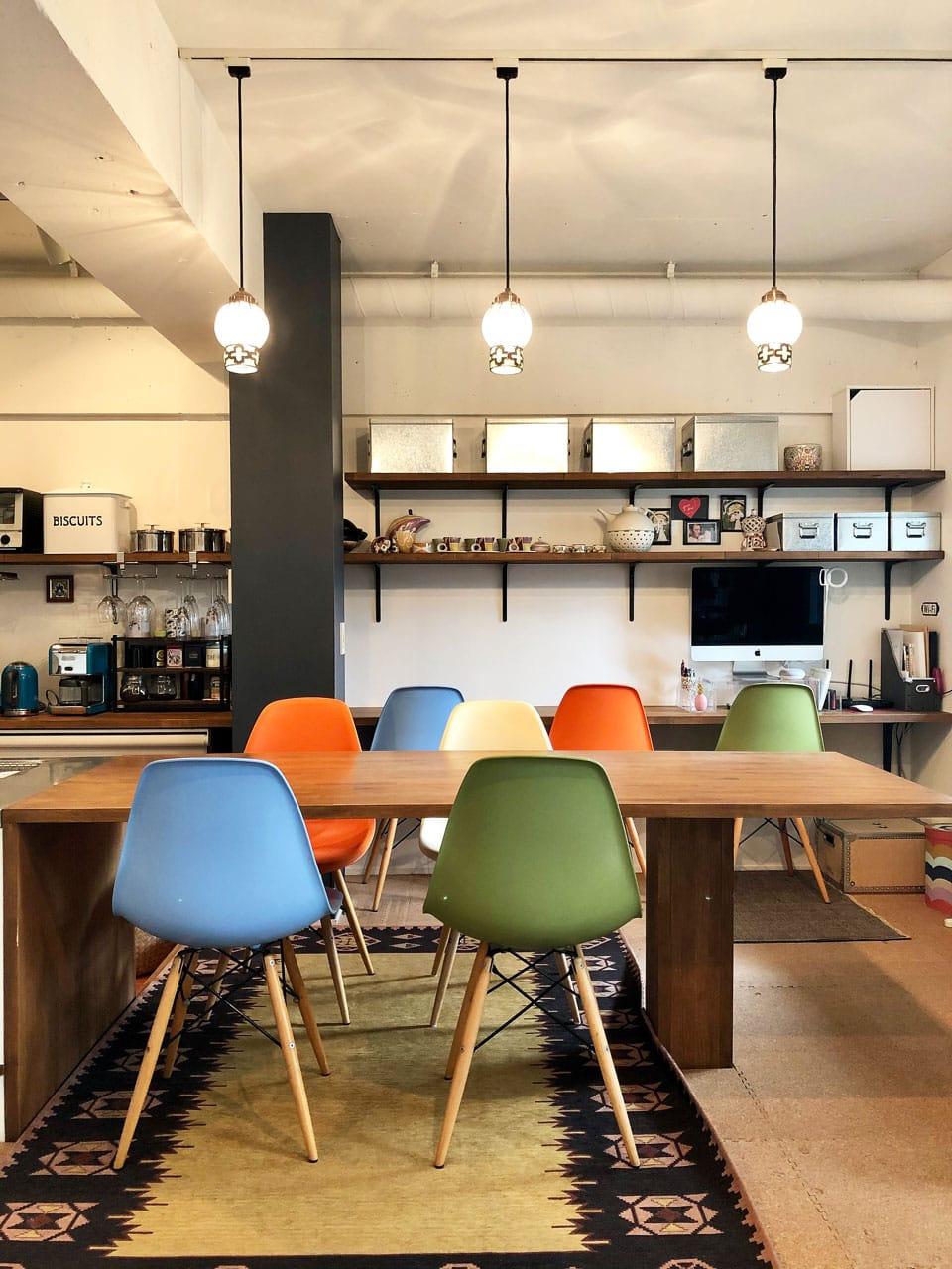 私と部屋 vol.62 みんなが集う2LDK。フルリノベーションで形にした、それぞれの自由なスタイル ー 忽那 洋平さん&幸希さん