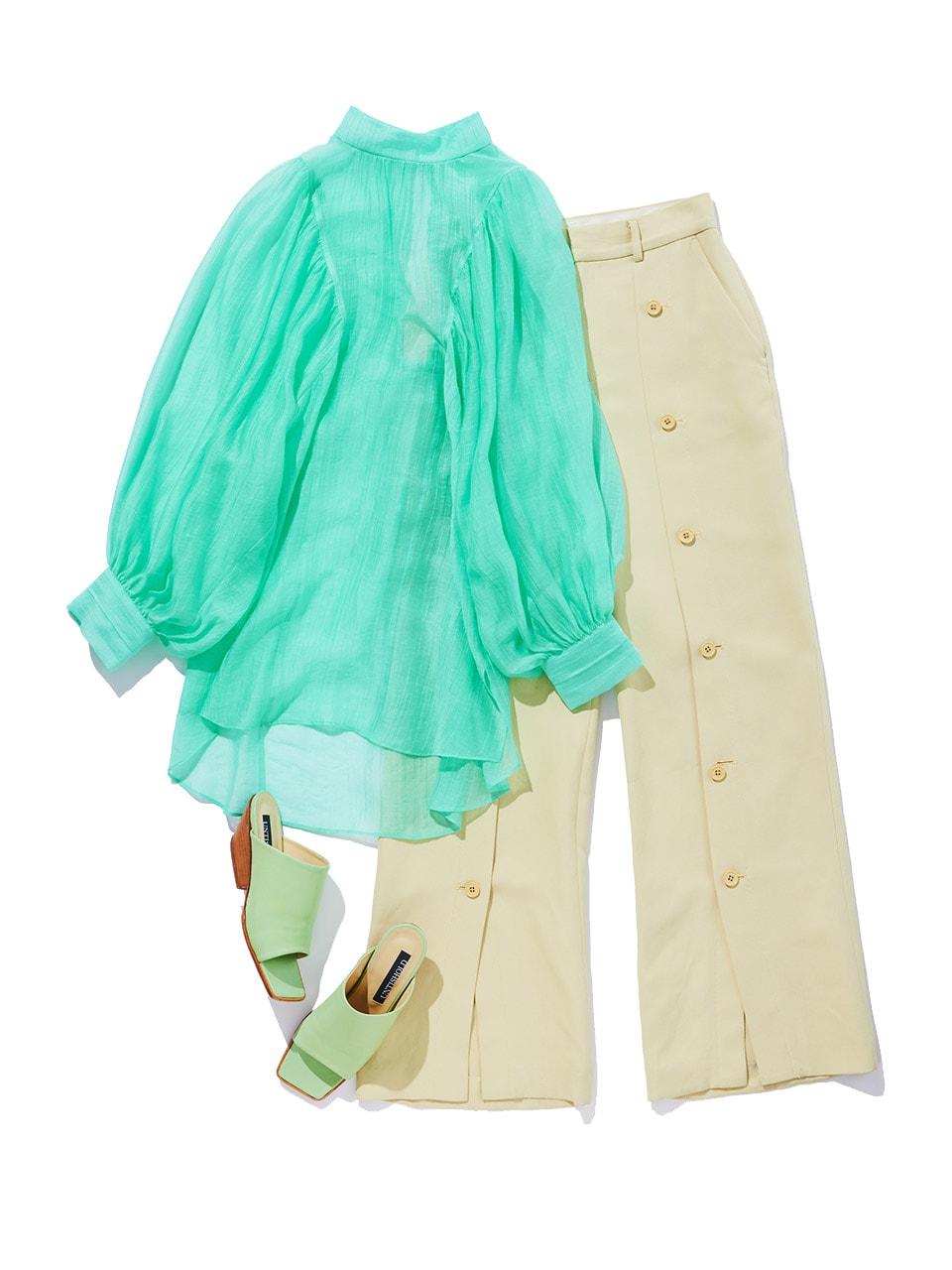 ジャンシドゥームのブラウスとパンツ