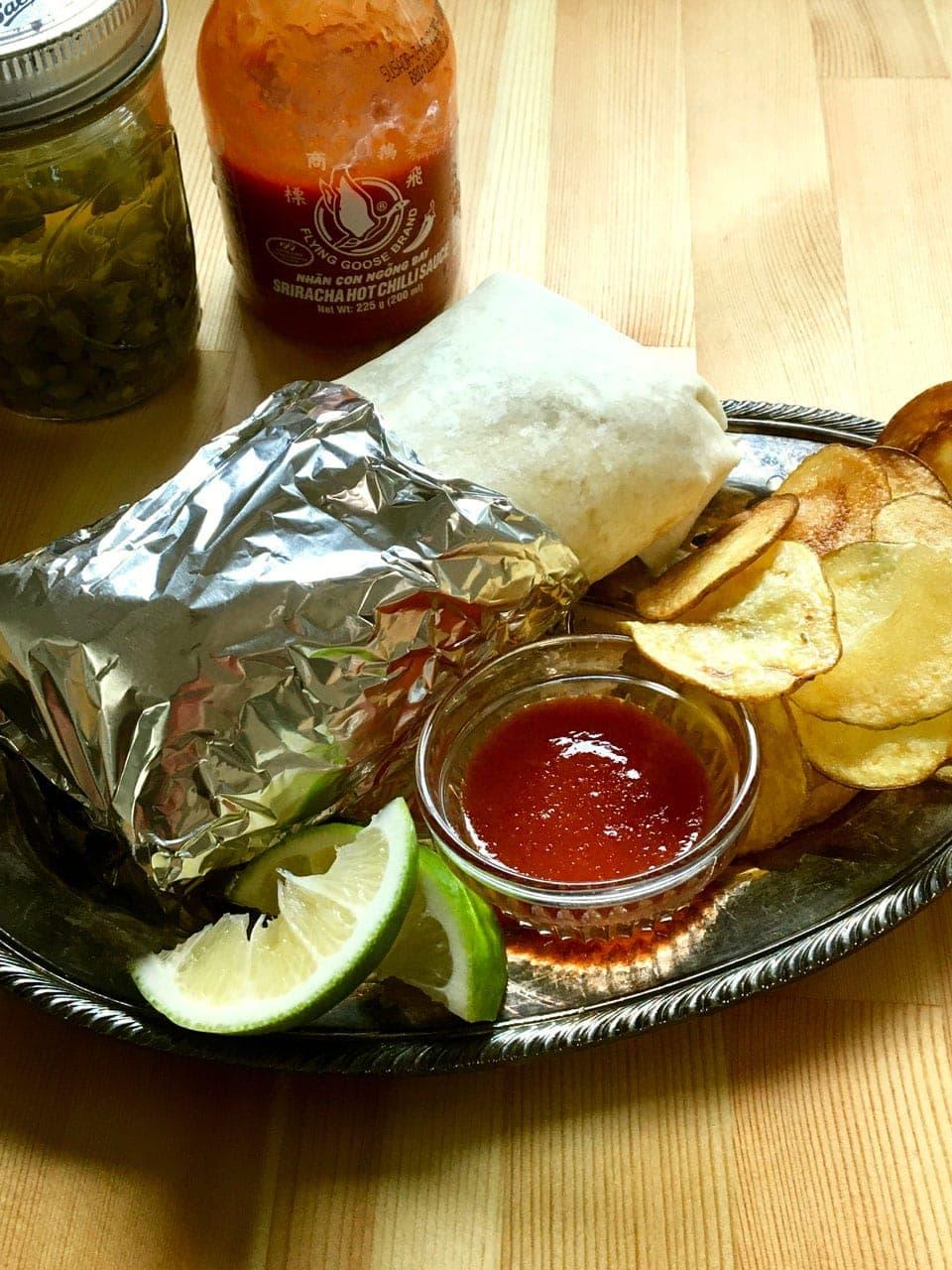 となりの5分メシ vol.68 ざくざく野菜と唐辛子のヘルシーブリトー