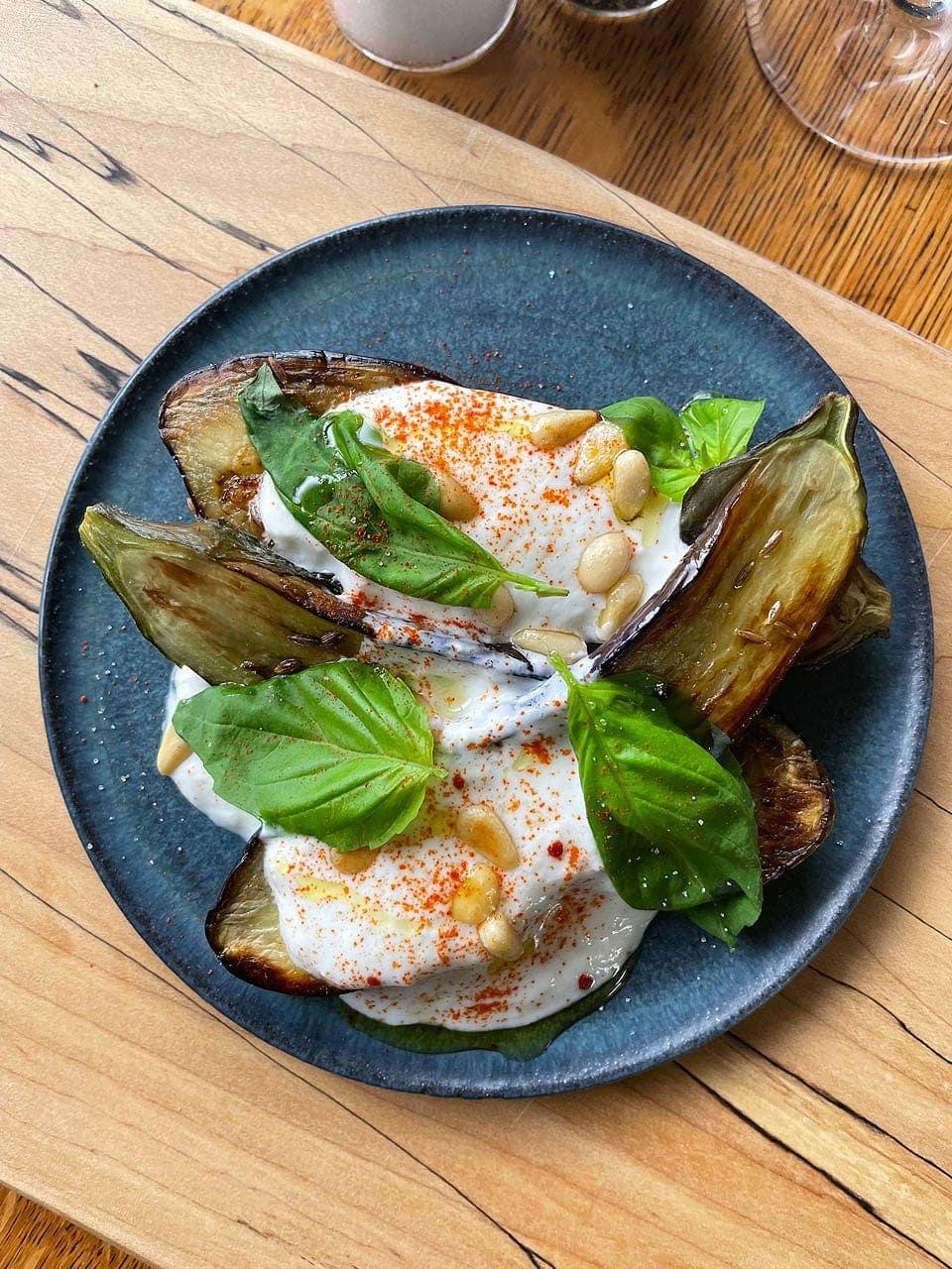 となりの5分メシ vol.71 茄子のスパイシーヨーグルトソースがけ