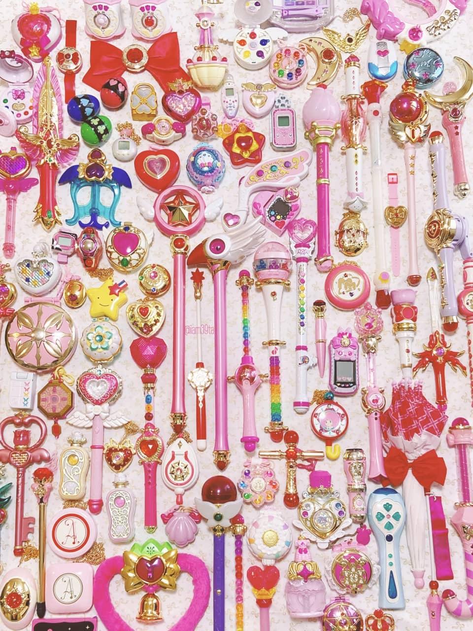 『おジャ魔女どれみ』『美少女戦士セーラームーン』に魅せられて。アニメの“変身グッズ”は一生の憧れ!1990年代編