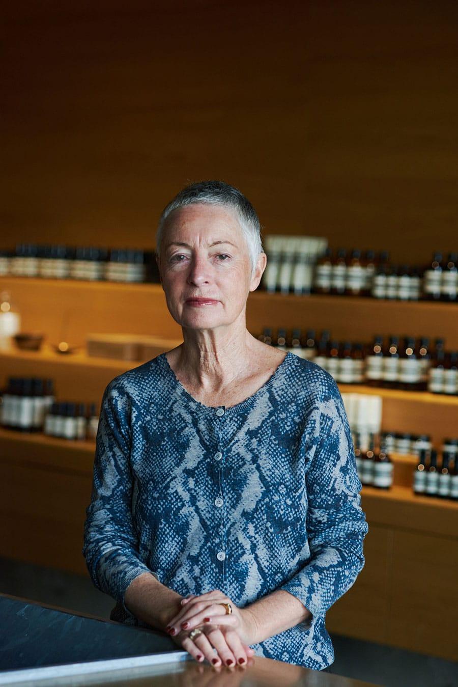 イソップ　スザーン・サントス　インタビュー