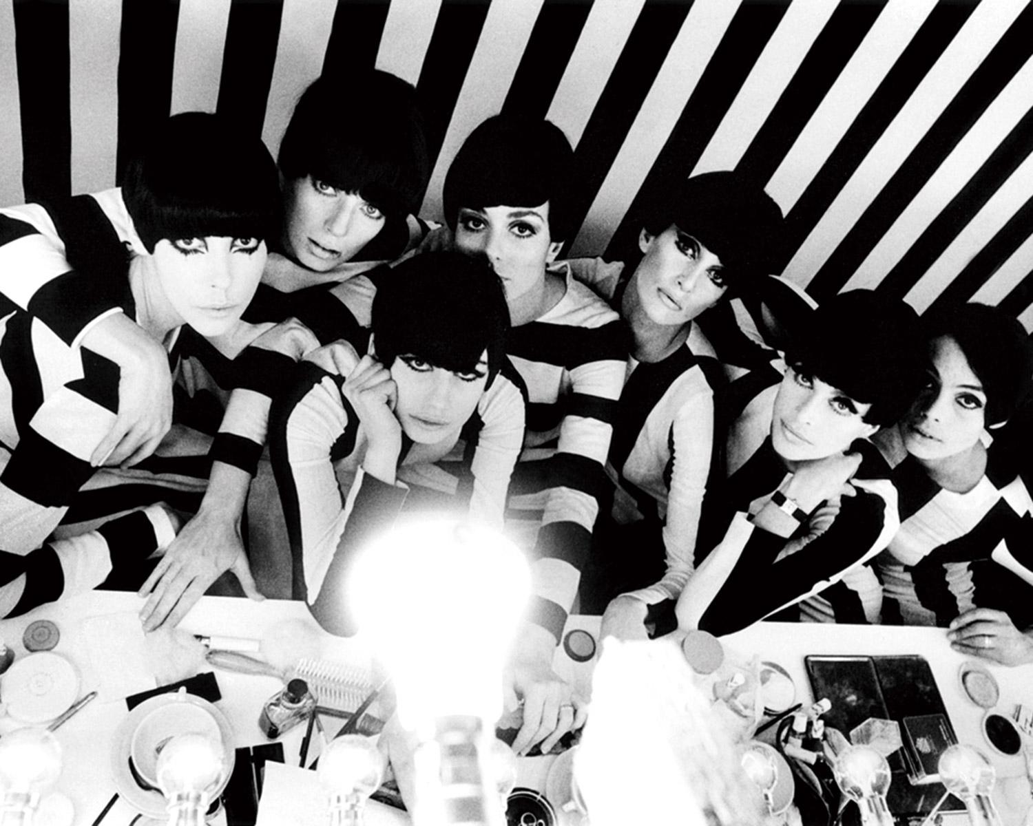 ファッション界を賑わす、黒と白のニュース