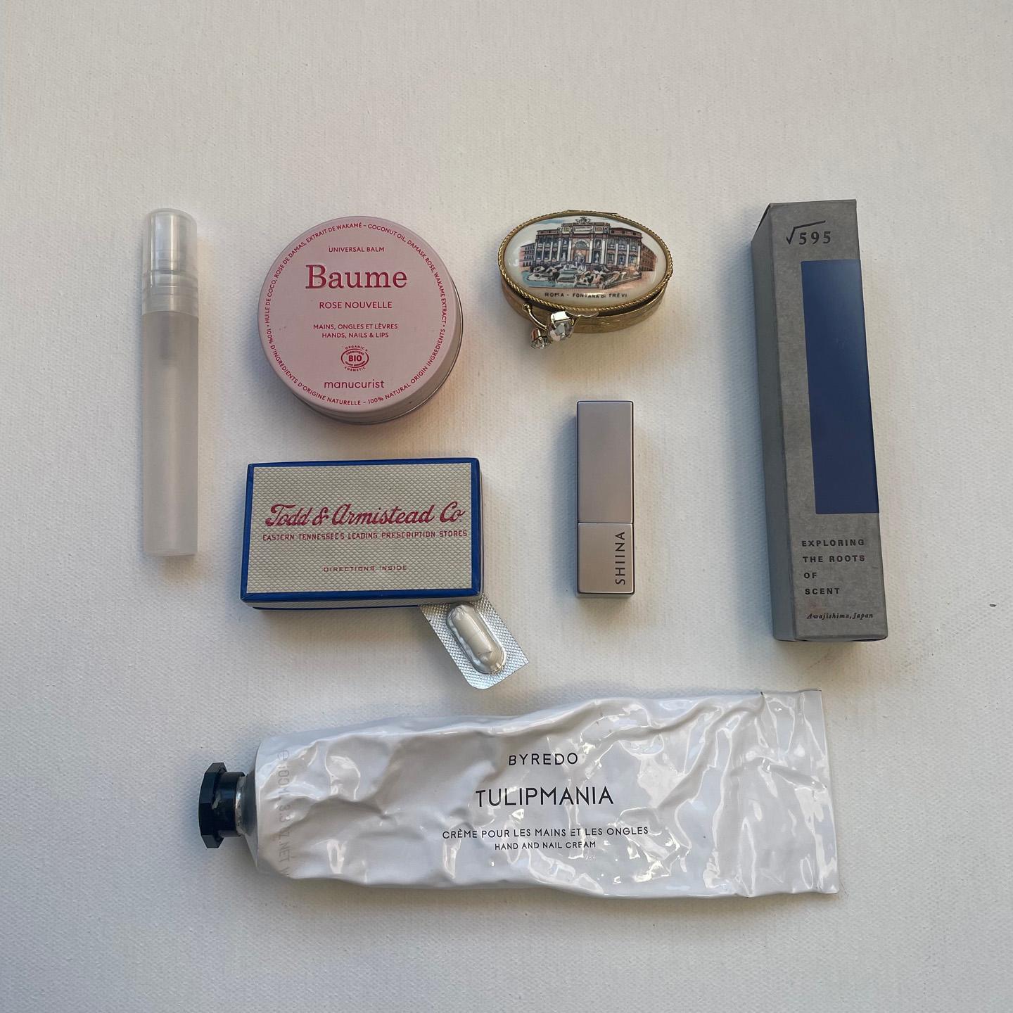 きれいな人のポーチの中身 vol.164