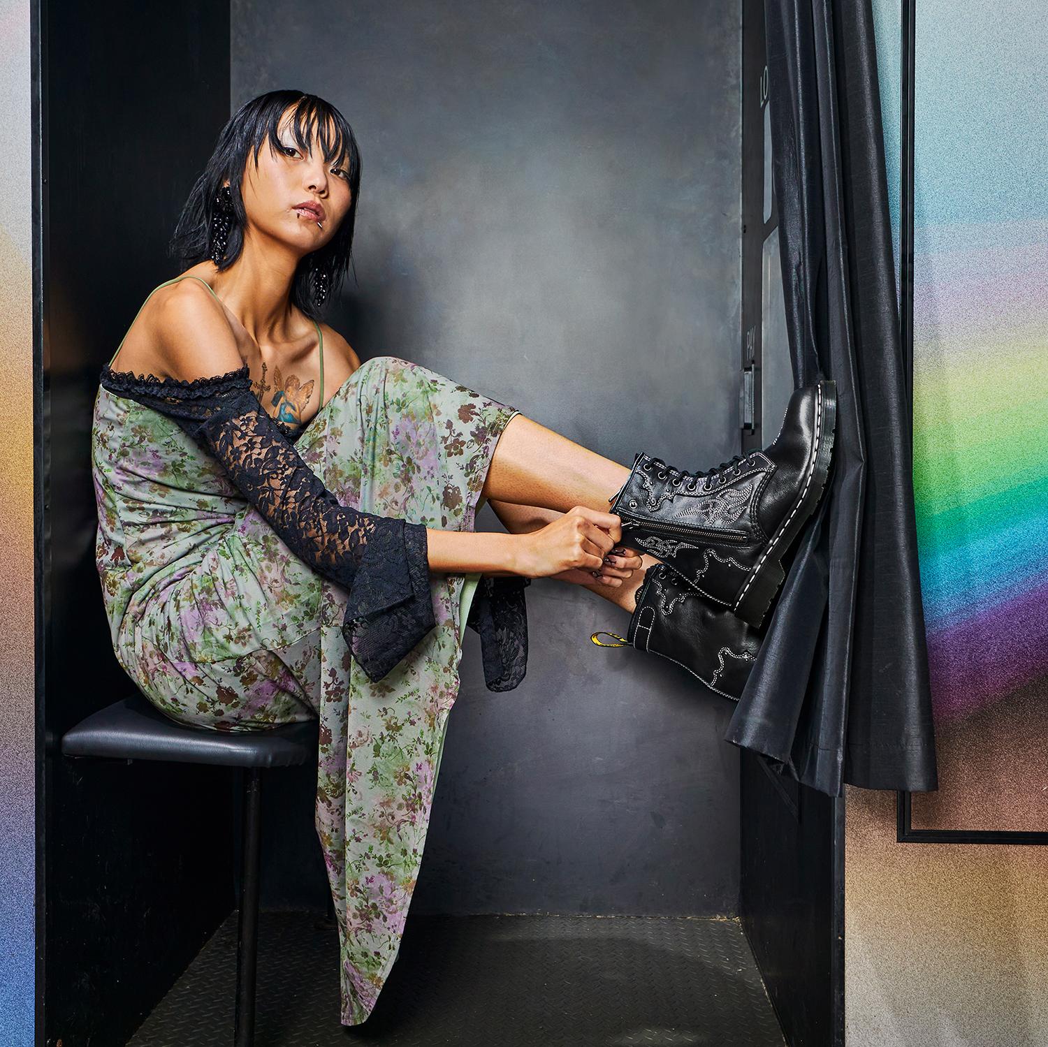 Dr.Martens Gothic Americana 10ホール 色っぽかっ 42｜ウエスタンブーツ