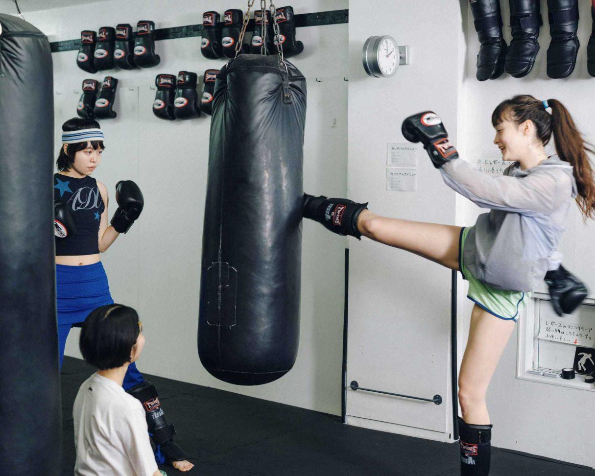 モトーラ世理奈が今夢中なのはキックボクシング