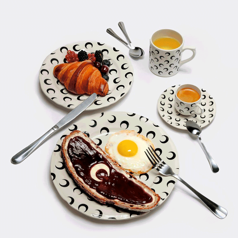 〈マリーン セル〉の食器が欲しい、「ボールアンドチェイン」の最新話を読む…etc.