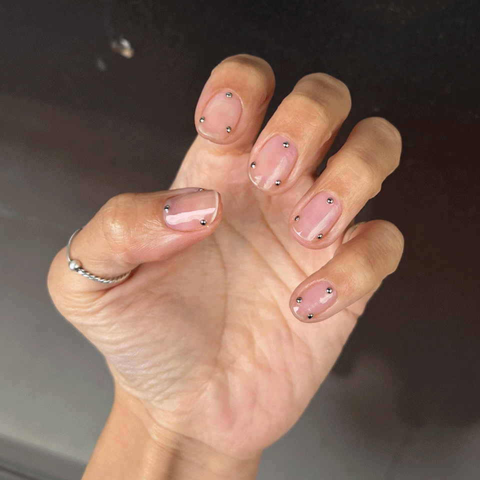 長期休暇にトライしたい！とっておきのセルフネイル