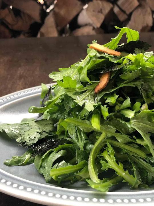 生春菊のガーリックサラダ
