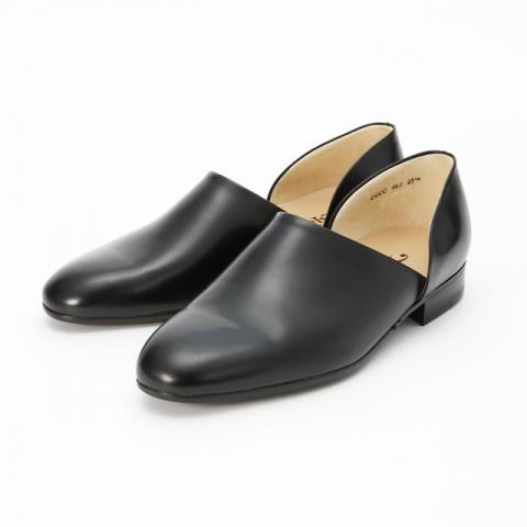 編集Cが見つけたマストバイ: 〈HARUTA〉のスポックシューズ