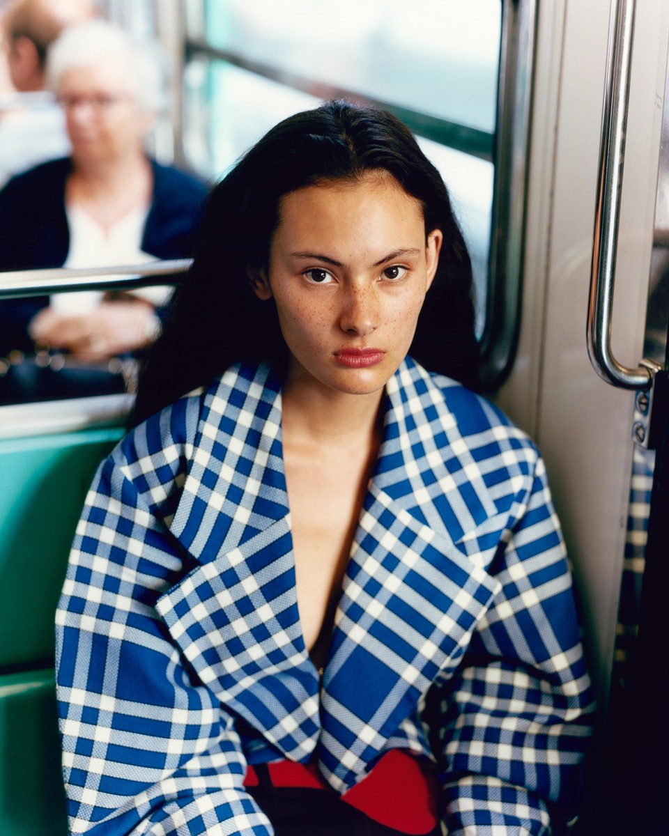 プレイフルな表現で人々を魅了するブランド〈Jacquemus〉。周辺のアーティストに、彼との仕事について聞いてみた