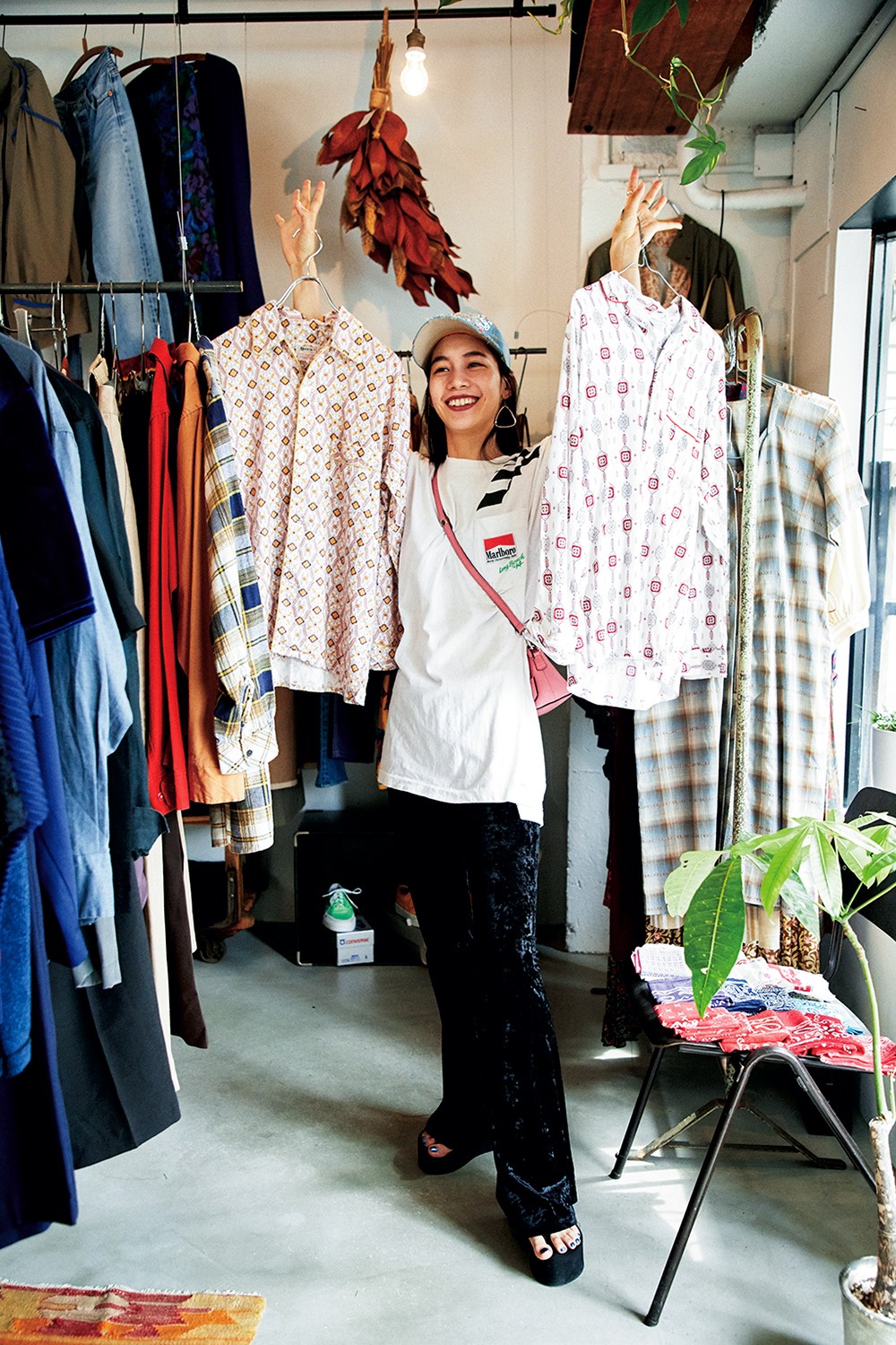 宮本彩菜と古着タウン下北へレッツ・ ゴー！04 ベーシックな古着と、おしゃれな雑貨が並ぶ「FILM」