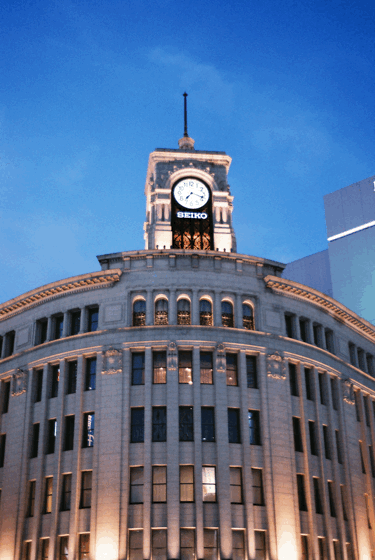 石田真澄が撮る情緒的な7月 暮れゆく銀座、夏の光