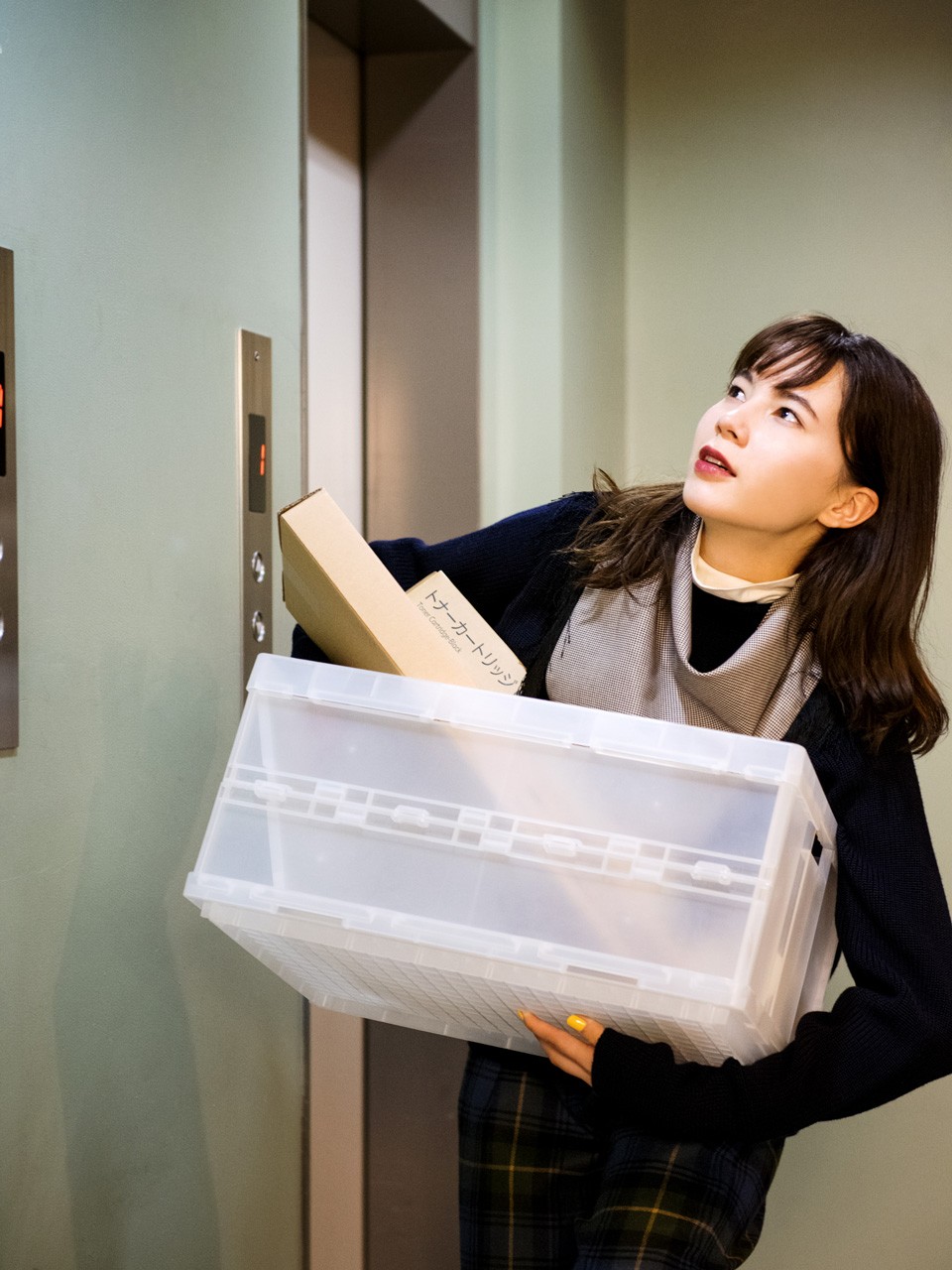 GINZA女子の1ヶ月着まわし：11/8「エレベーターは“2アップ3ダウン運動”を積極的に」