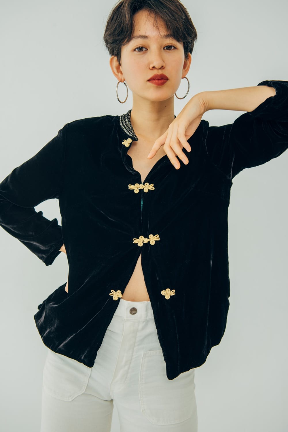 ヌキテパのチャイナジャケットをMichelさんが自由に着まわし