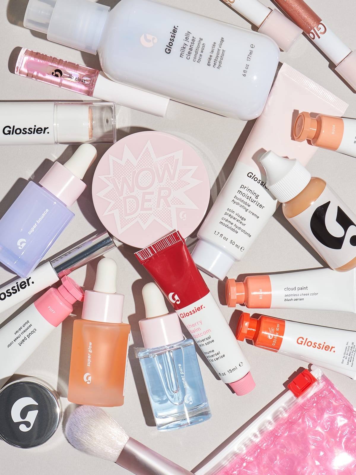 噂のピンクのコスメ「glossier(グロッシアー)」現地購入した人気アイテムをレビュー