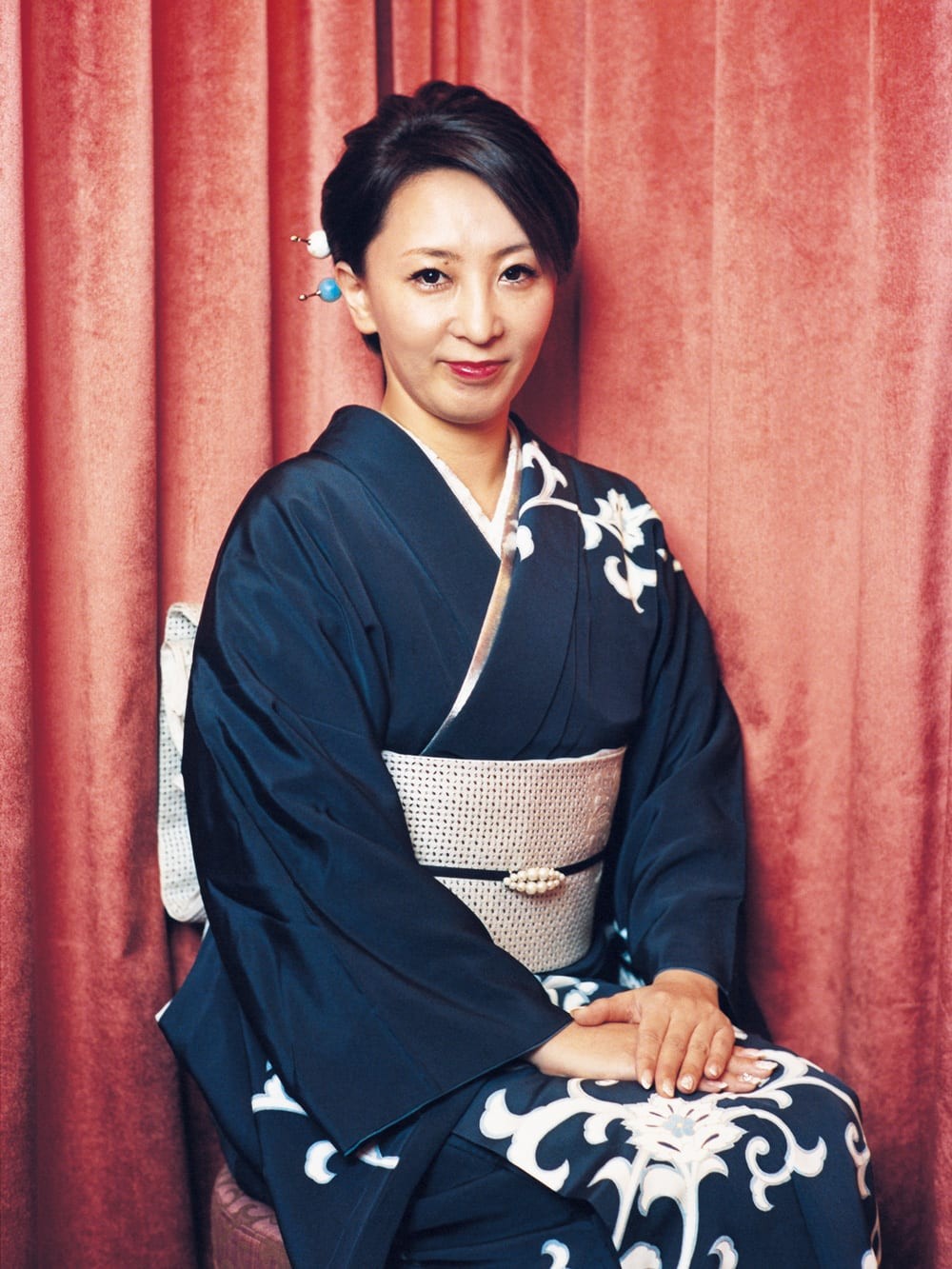 銀座　高級クラブ　ママ　美容