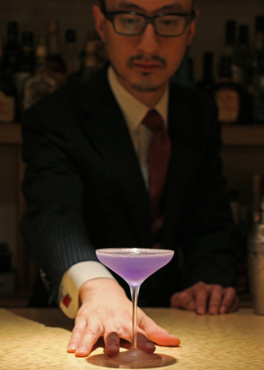 ブルームーン　カクテル　お酒　バー