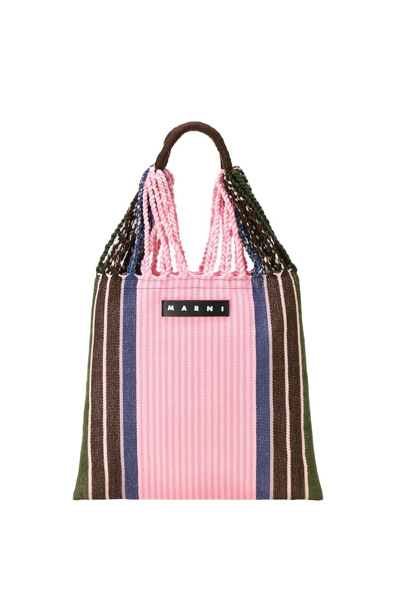 マルニが月に着陸!?阪急うめだ本店にて人気バッグが登場するムーン マーケット開催