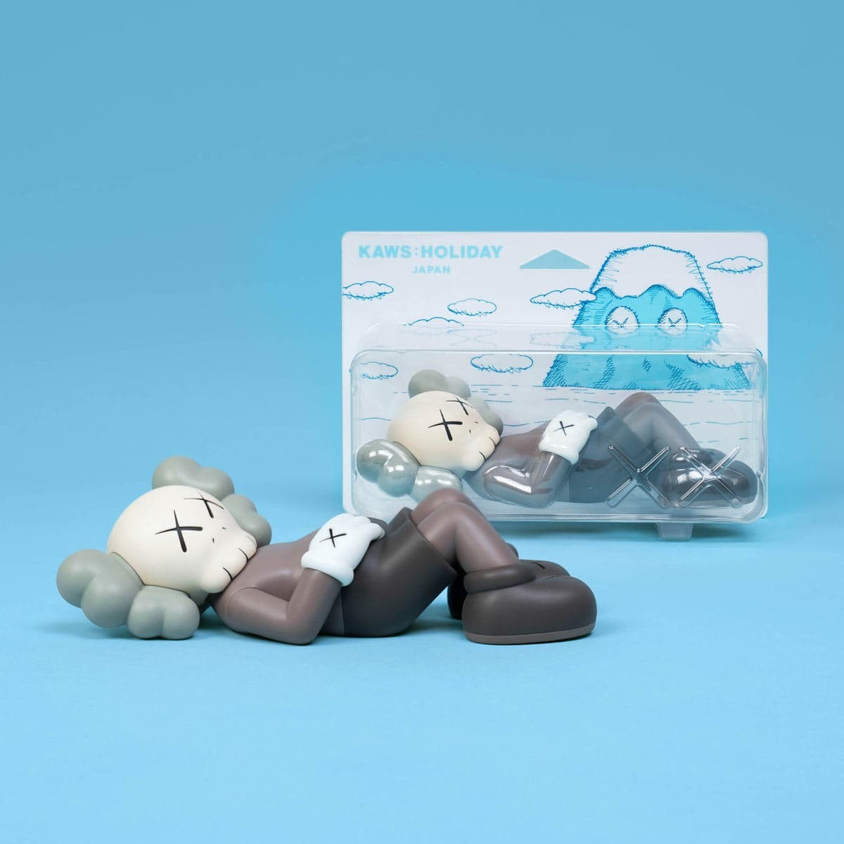KAWS:HOLIDAY』ついに日本へ。富士山に巨大“COMPANION”が出現 