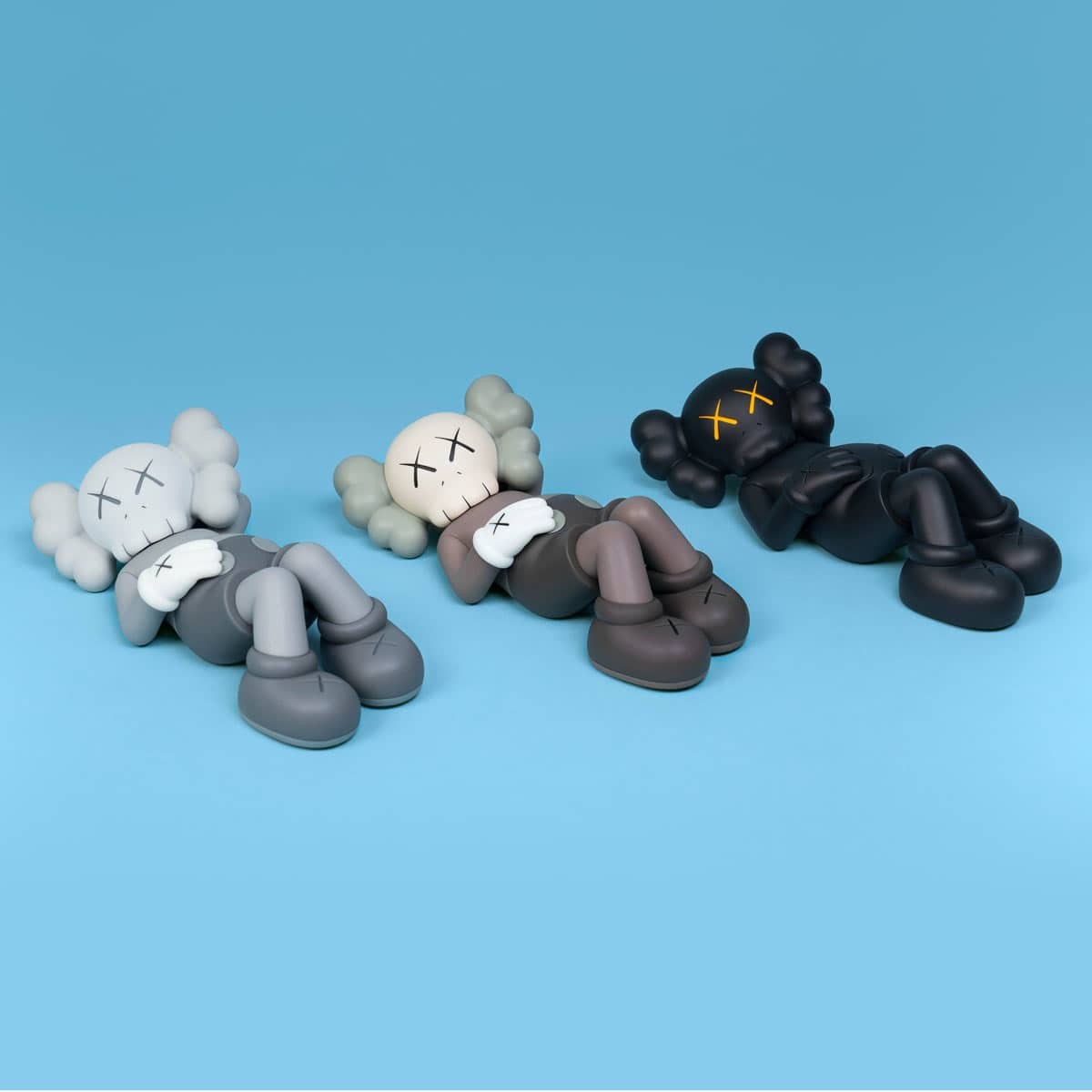 KAWS:HOLIDAY』ついに日本へ。富士山に巨大“COMPANION”が出現 