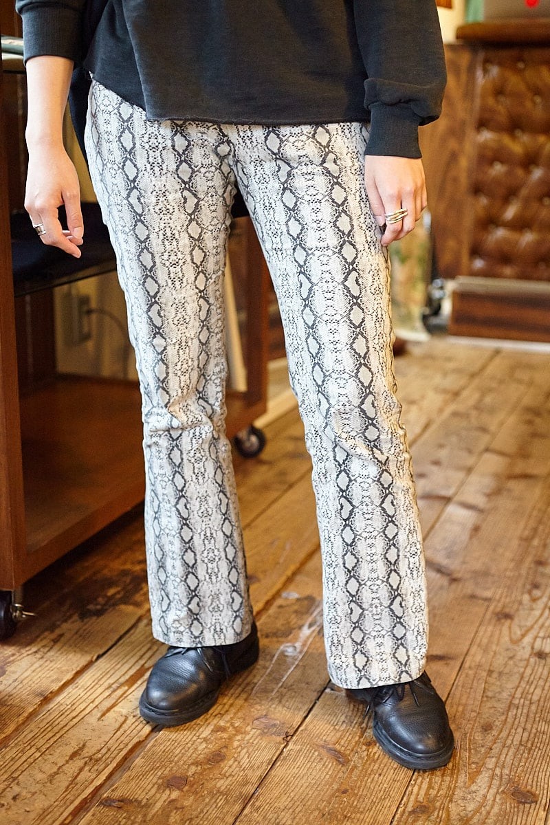 ギンザ 365日おしゃれスナップ GINZA - Slide:3