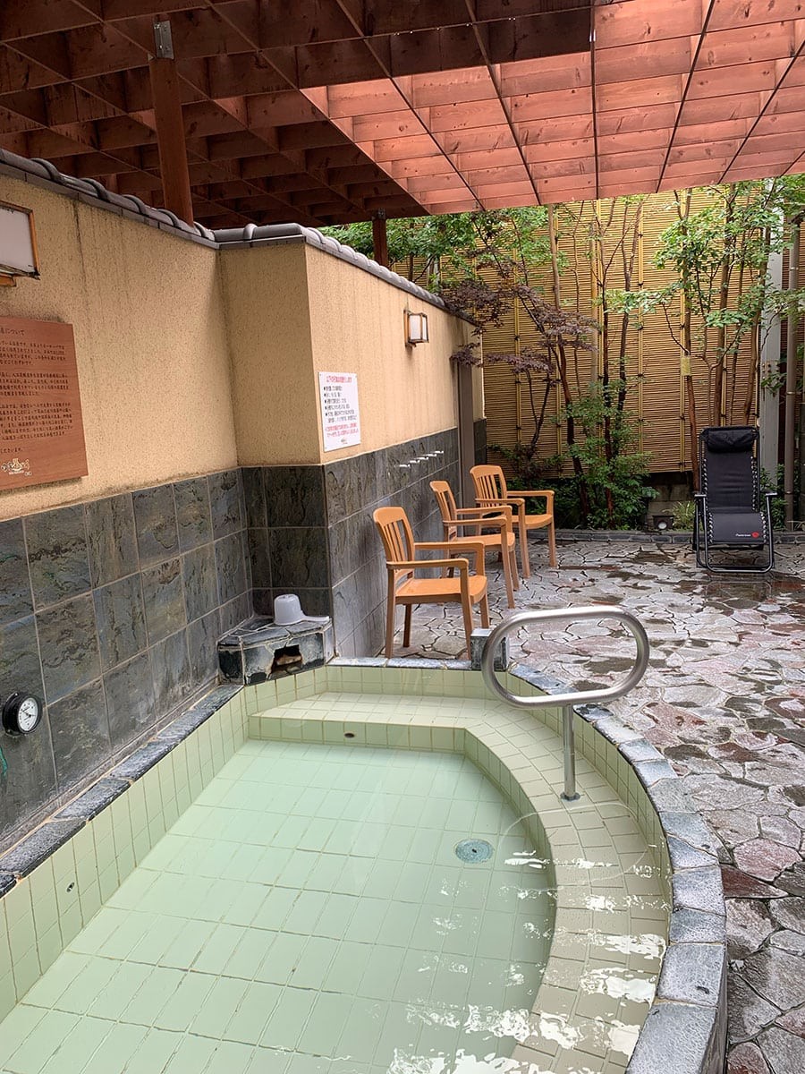 サウナーへの道　すべすべお姉さんになりたぁーい！ part.2 恐怖の水風呂 - Slide:1