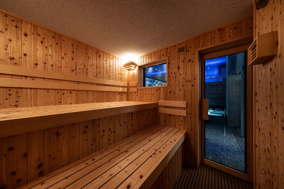 サウナーへの道　すべすべお姉さんになりたぁーい！ part.2 恐怖の水風呂 - Slide:1