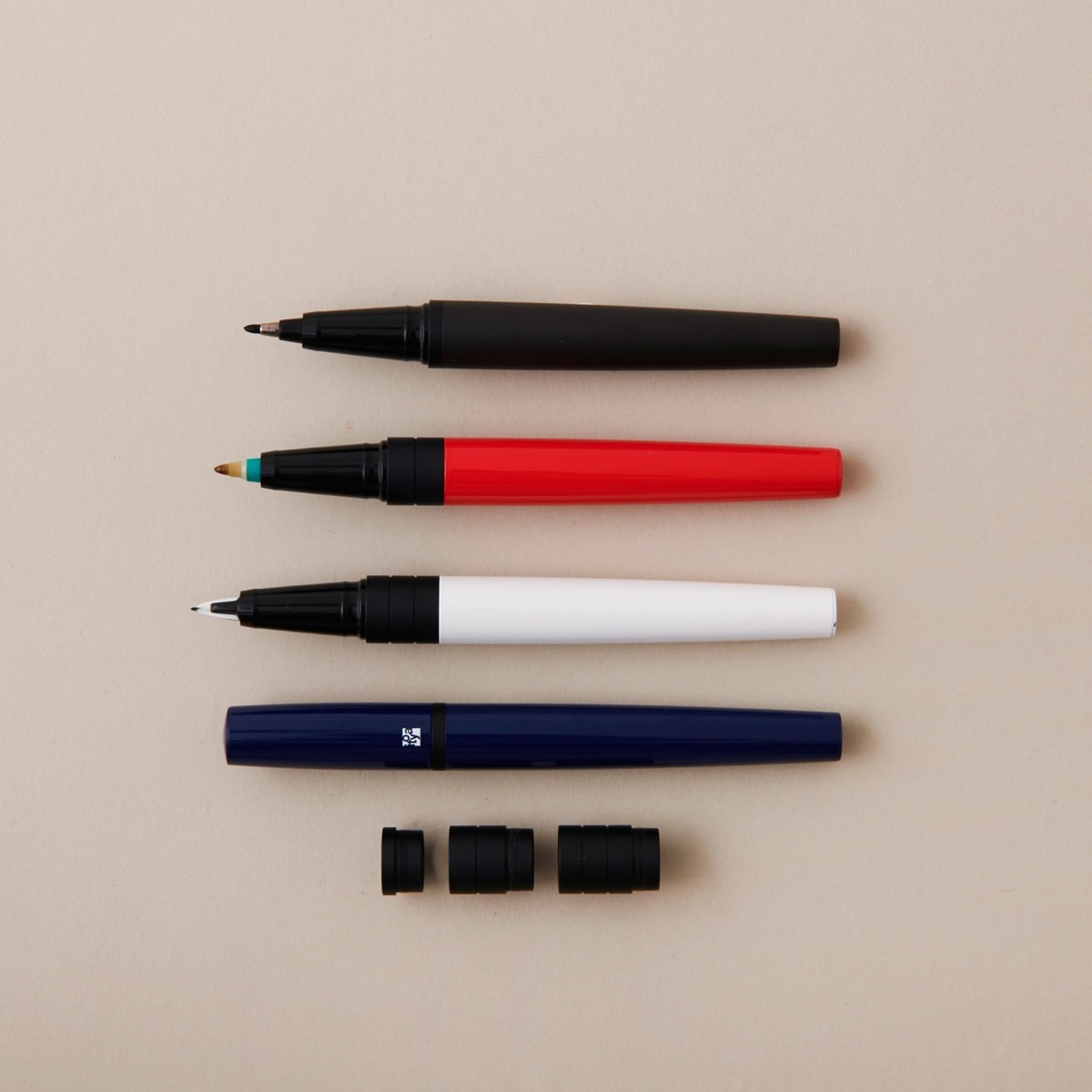 ぺんてるのペンジャケット - Slide:1