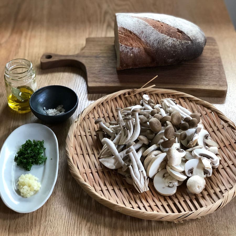 5分めし　パン　ご飯　きのこ　ニンニク - Slide:1