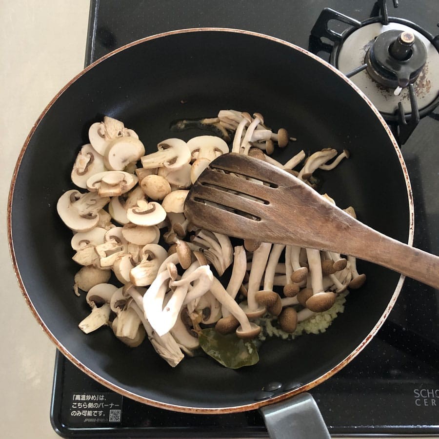 5分めし　パン　ご飯　きのこ　ニンニク - Slide:3