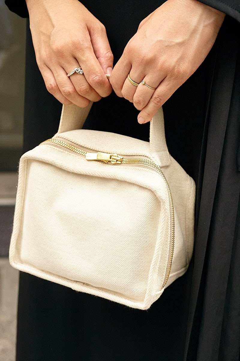 秋の始めもブラックで涼しげに。韓国の人気ブランドを取り入れて｜365日おしゃれスナップ - Slide:3