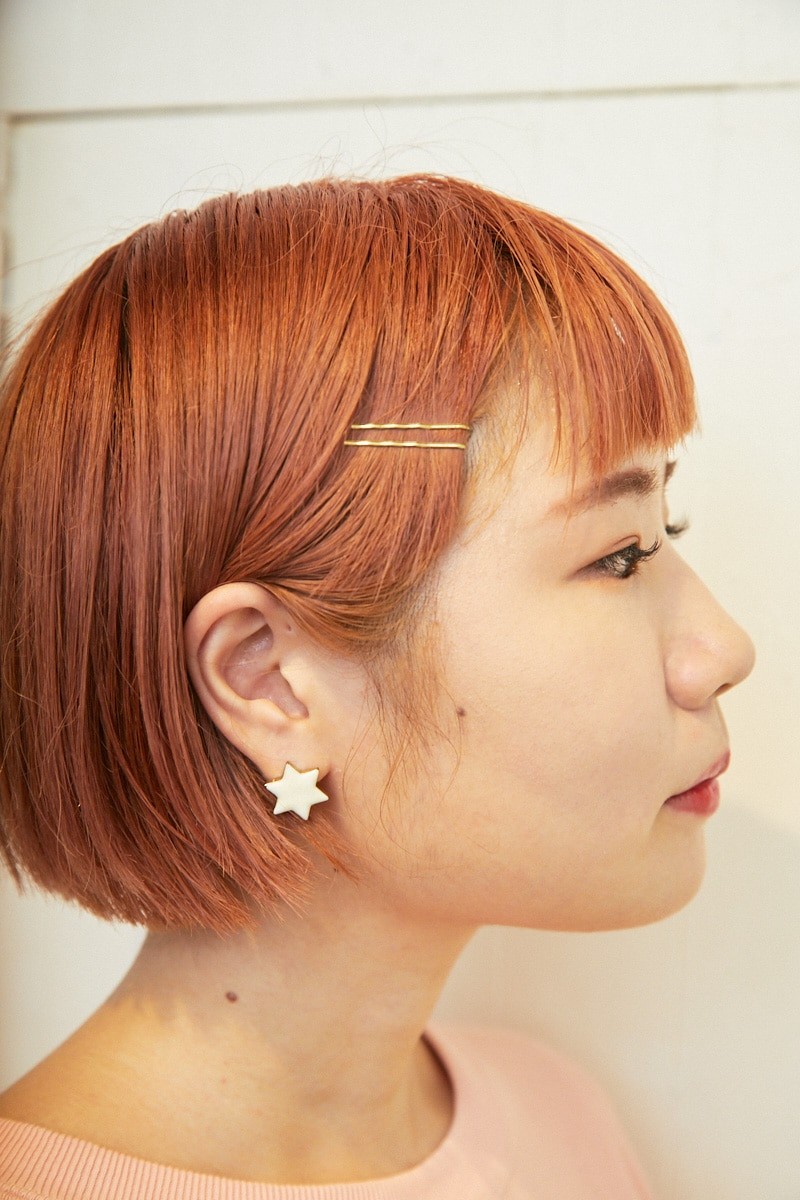 スウェットは変化球のピンク色を。スカートまで同系色でまとめて｜365日おしゃれスナップ - Slide:2