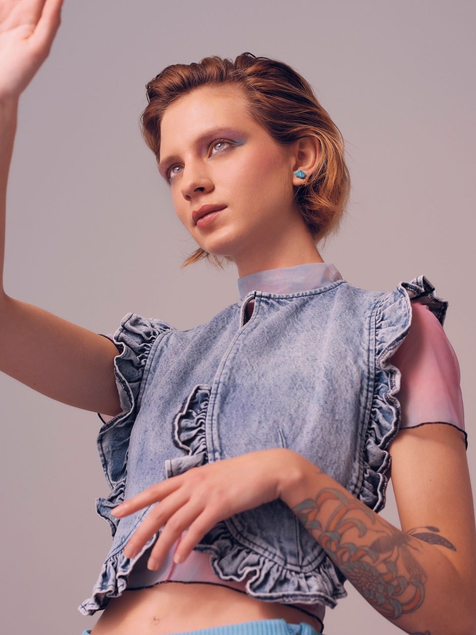 アイメイクパープルとブルー